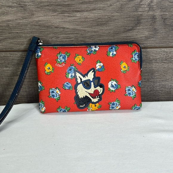 Coach Red Multi Corner Zip Wristlet F57595 Tea Rose Floral - Picture 2 of 6